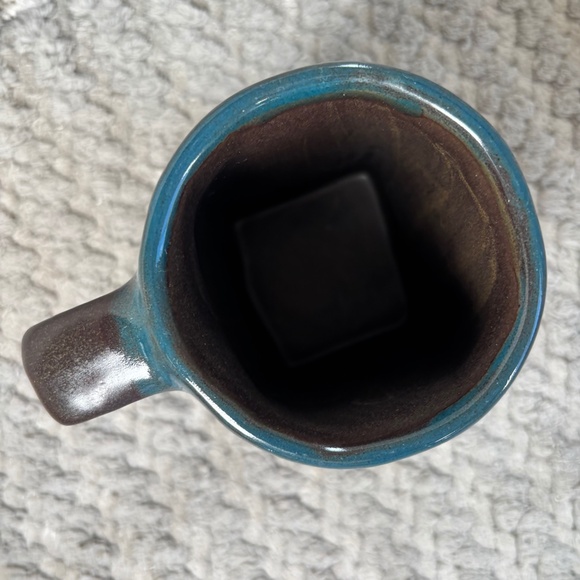 Mara Mug Tractor Red Barn Barnyard Vintage Square Bottom Round Top Solid Heavy - Picture 6 of 6